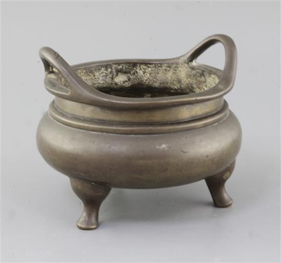 A Chinese bronze censer, Ding, Qing dynasty, diameter 16.5cm